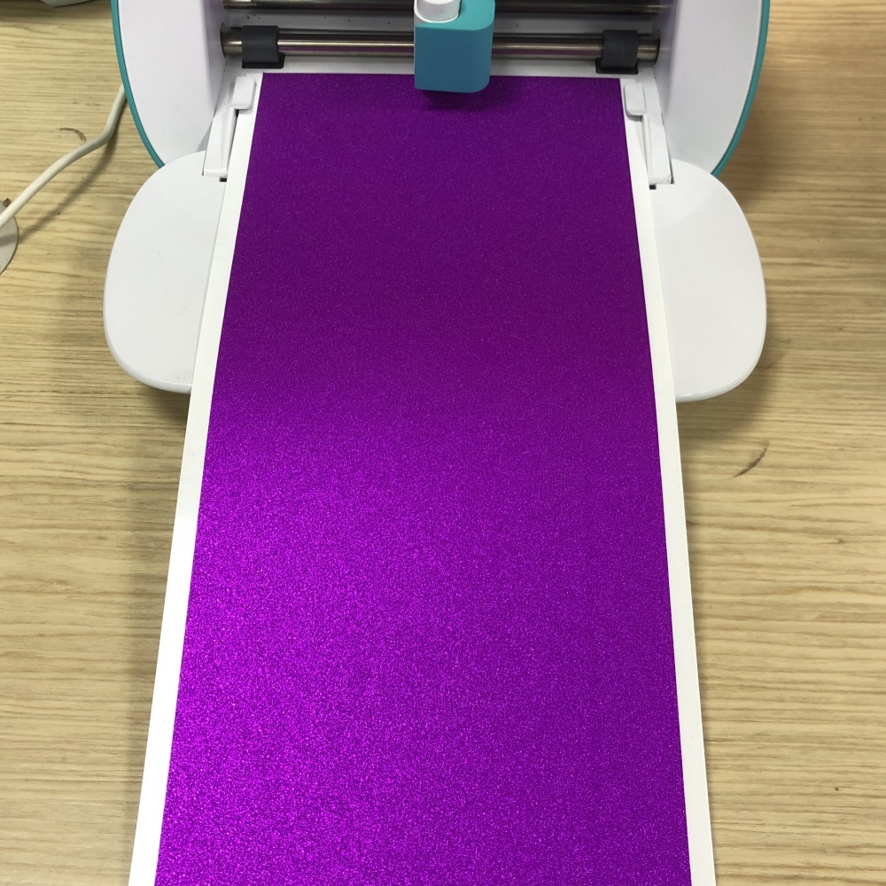 1 rouleau de vinyle adhésif à  - Glitter Vinyl Roll avis et prix